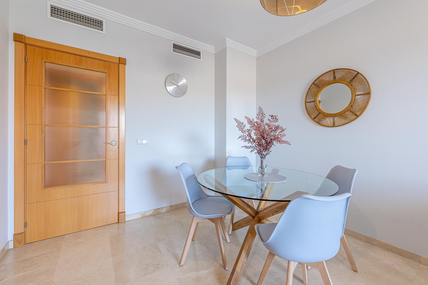 Flat for Rent in Benalmádena