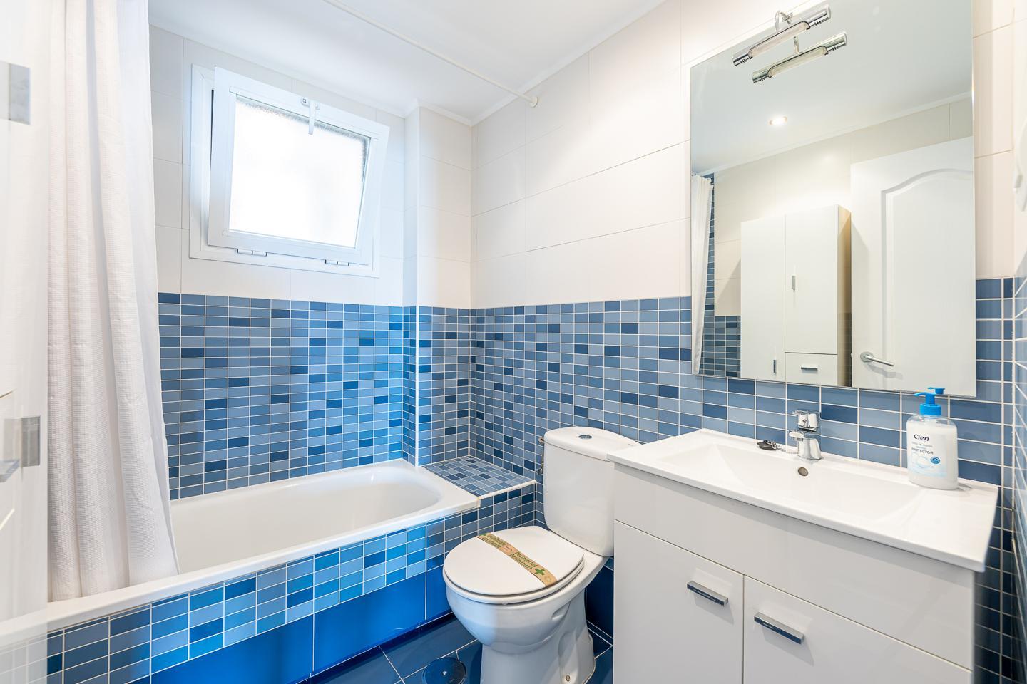 Flat for Rent in Benalmádena