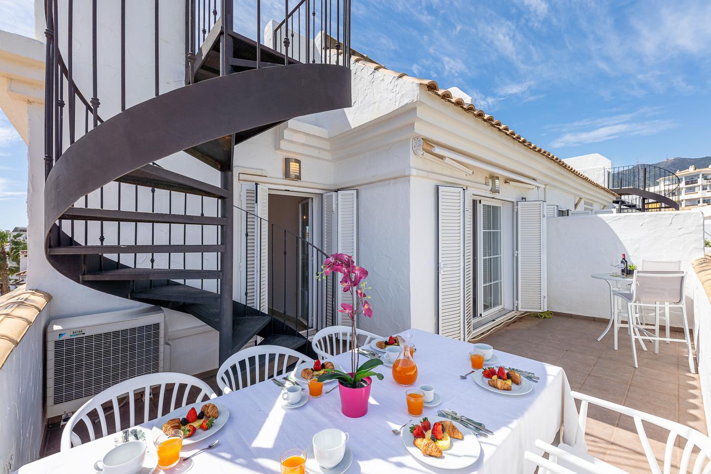 Flat for Rent in Benalmádena
