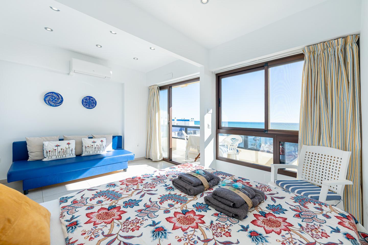 Flat for Rent in Benalmádena
