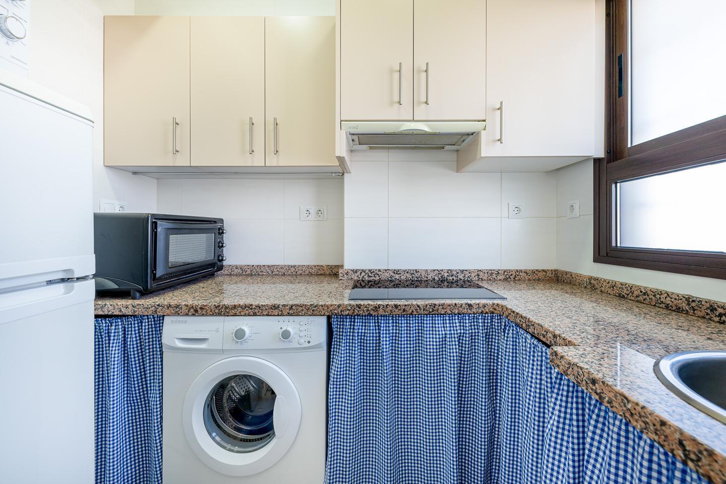 Flat for Rent in Benalmádena