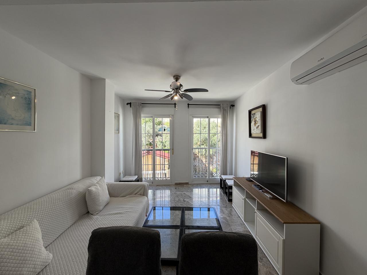 Flat for Rent in Benalmádena