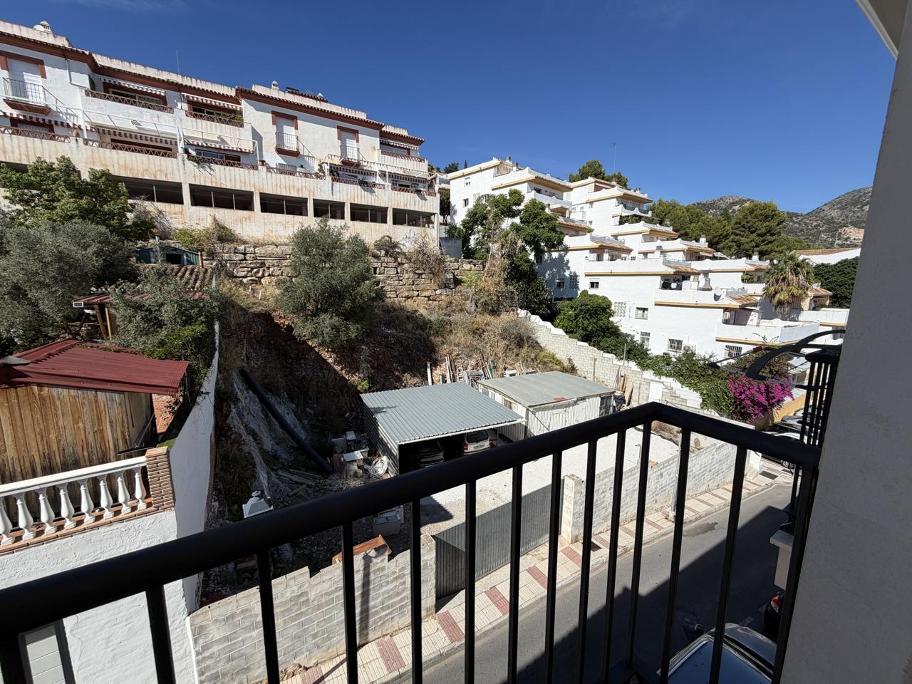 Flat for Rent in Benalmádena