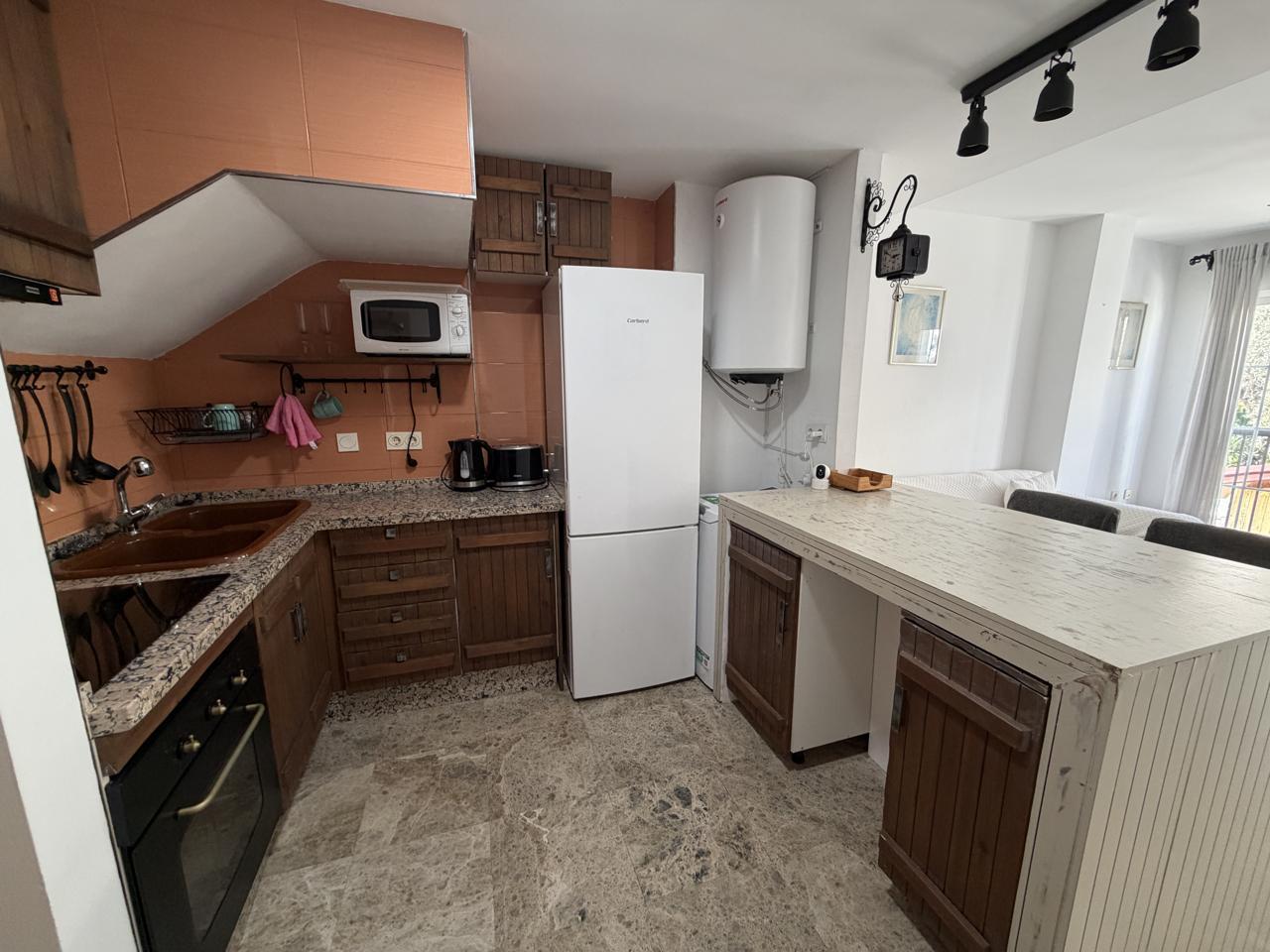 Flat for Rent in Benalmádena