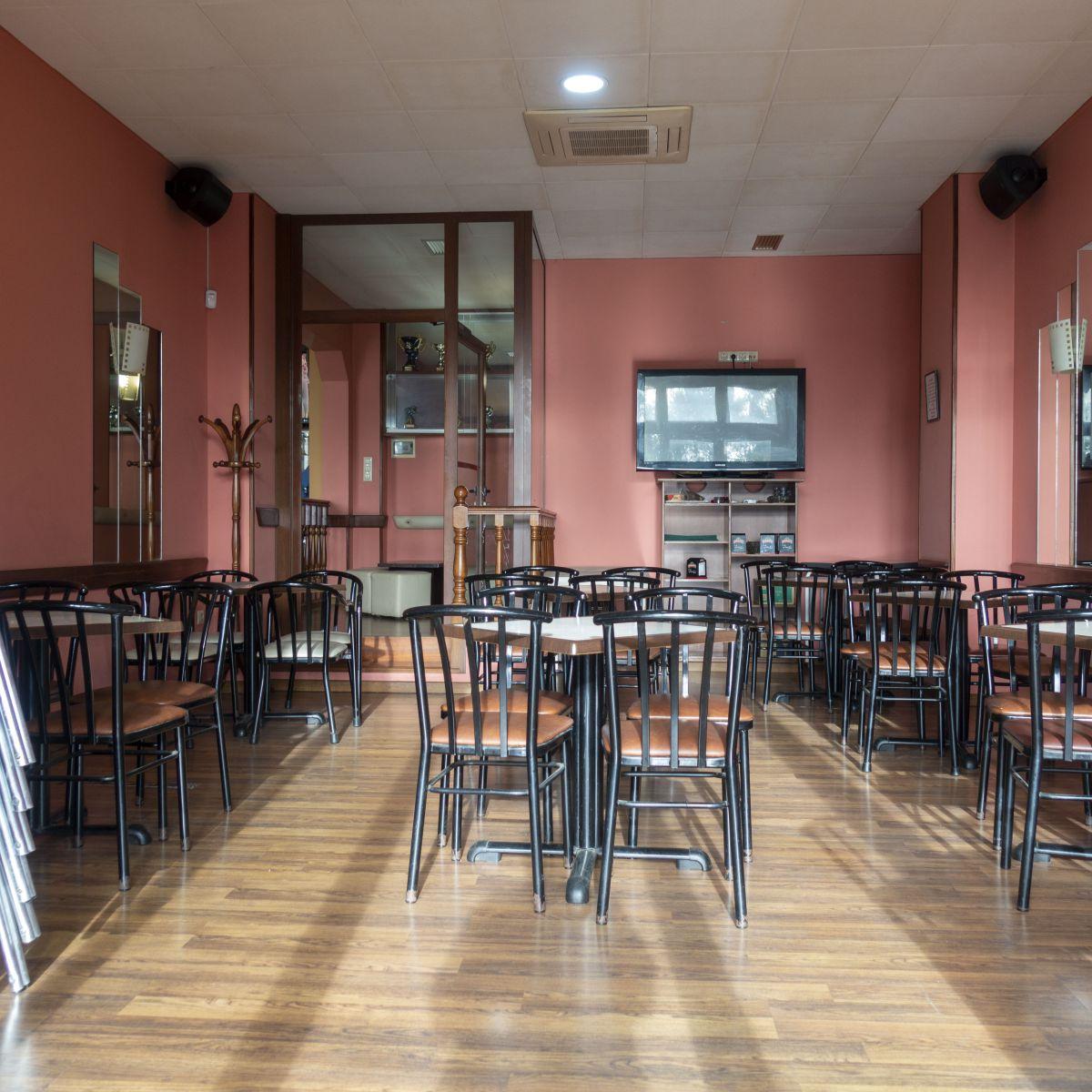 Premise for Sale in Mos