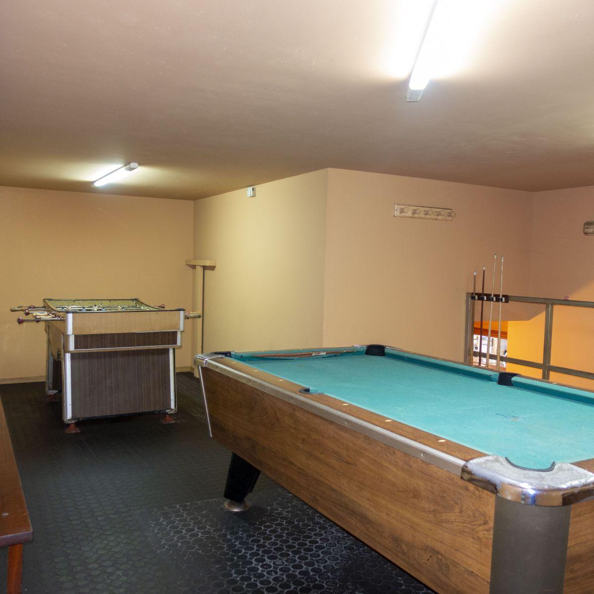 Premise for Sale in Mos