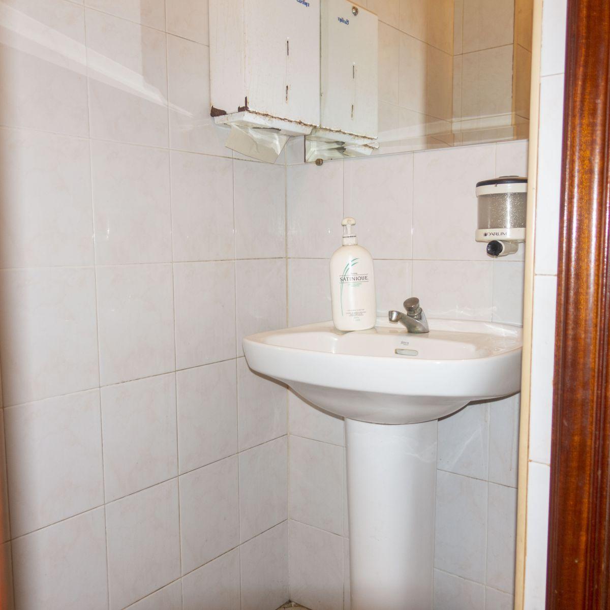 Premise for Sale in Mos