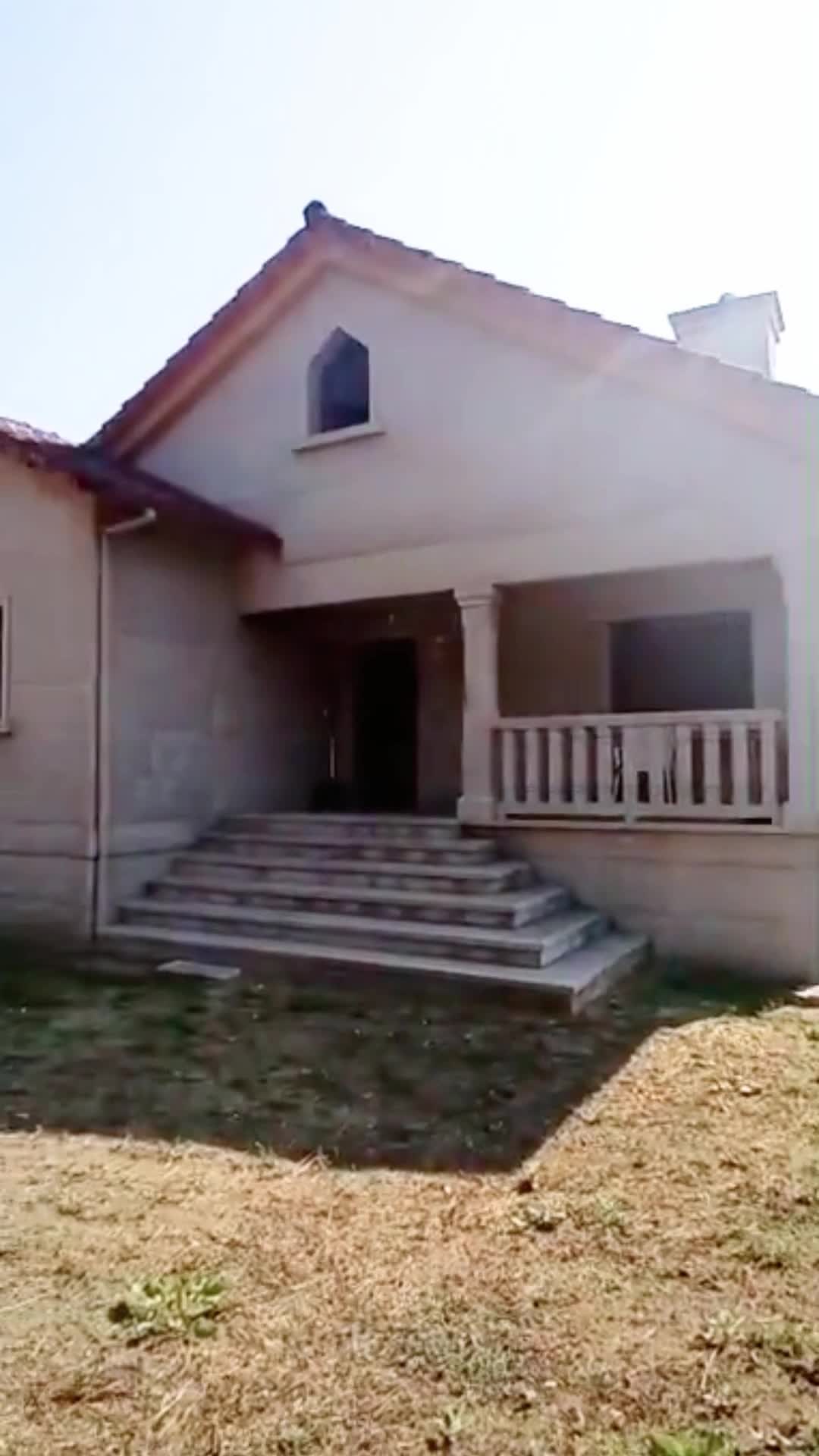 Chalet for Sale in Ponteareas