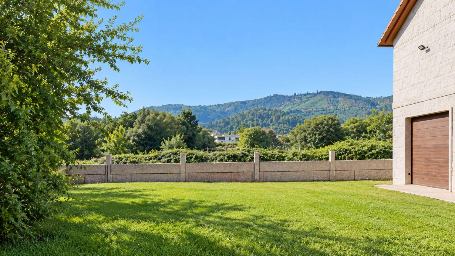 Chalet for Sale in Ponteareas