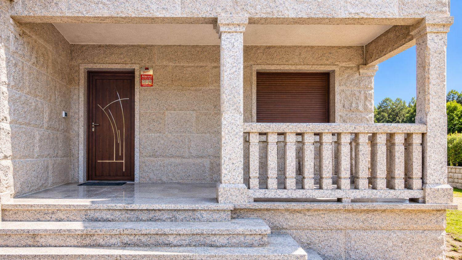 Chalet for Sale in Ponteareas