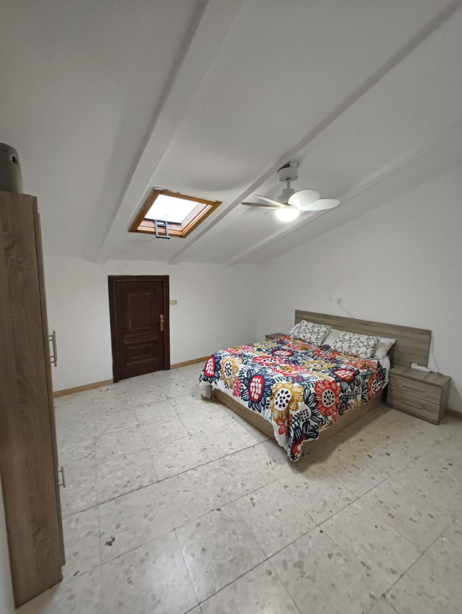 Building for Sale in Marín