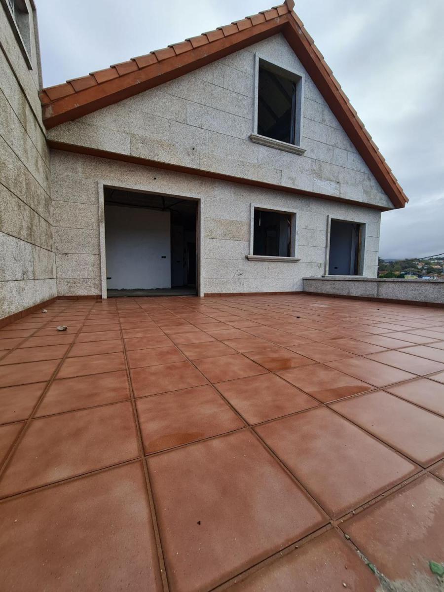 Chalet for Sale in Baiona