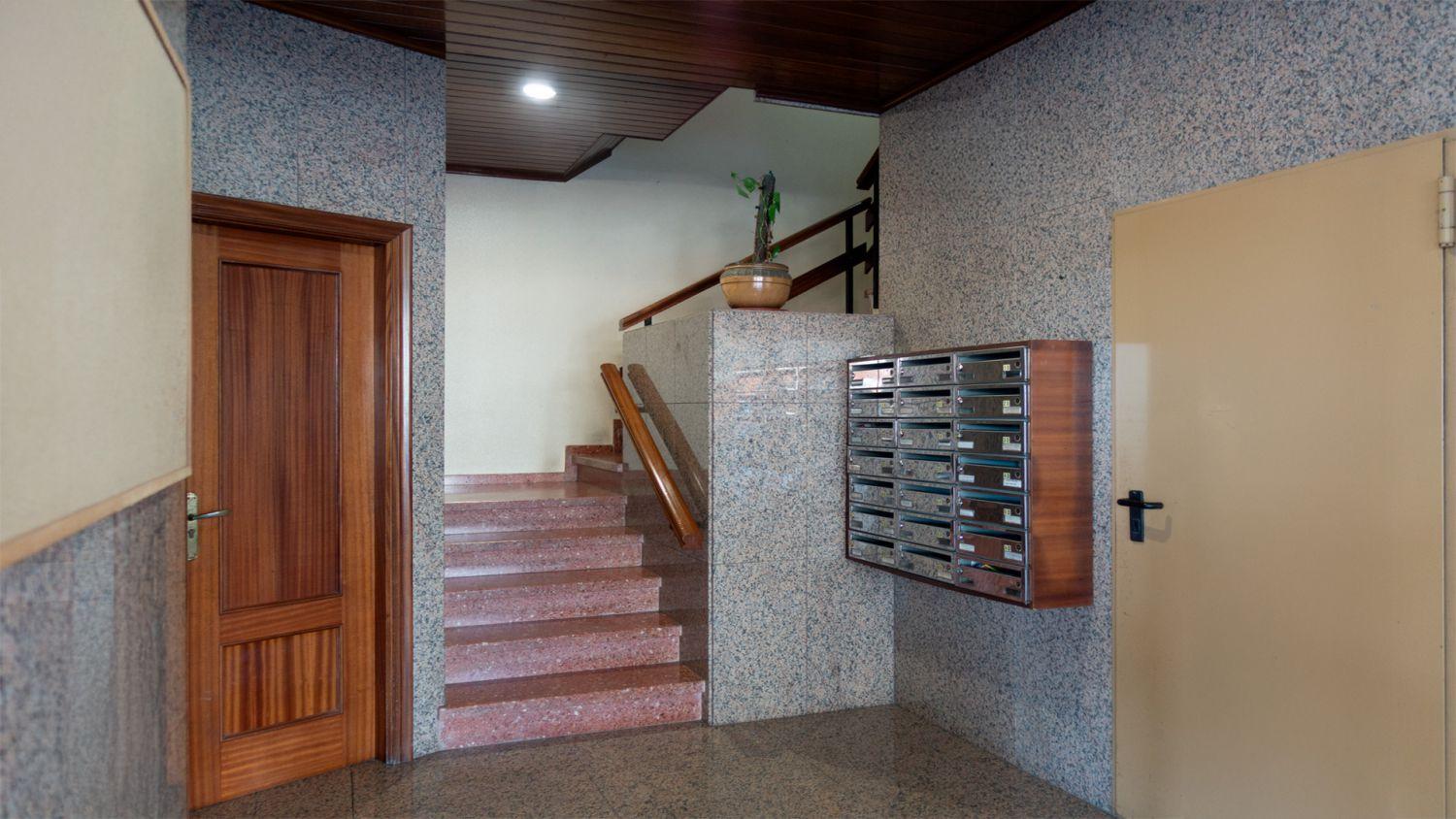 Flat for Sale in Ponteareas