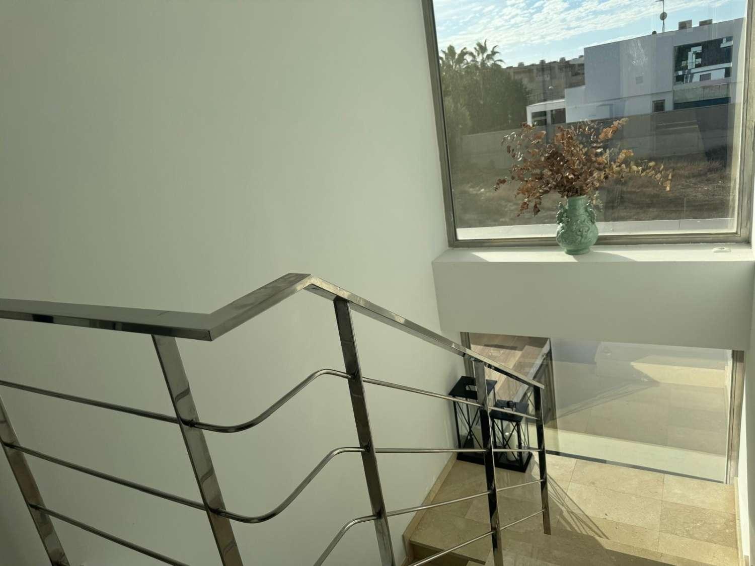 Casa en Venta en Alicante