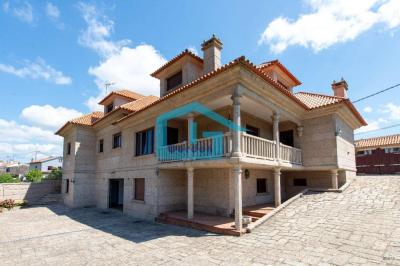 Chalet in vendita a Meaño - A5872
