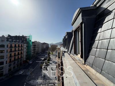 Piso in vendita a Área Romántica - Parte Vieja. Reina Regente Piso in vendita a Área Romántica - Parte Vieja. Reina Regente