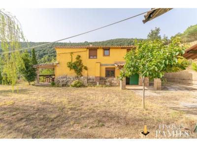 Villa for sale in La Selva del Camp - 044345