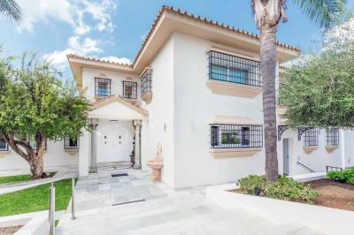 Villa for sale in Rio Real, Marbella - R4873438 Villa for sale in Rio Real, Marbella - R4873438