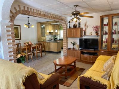 Maison à vendre à La Siesta, Torrevieja - TER3TO Maison à vendre à La Siesta, Torrevieja - TER3TO