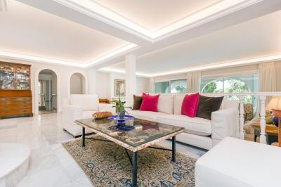 Villa for sale in Rio Real - R112-09519 Villa for sale in Rio Real - R112-09519