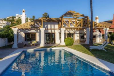 Villa à vendre à Calaburra - Chaparral - 779 Villa à vendre à Calaburra - Chaparral - 779