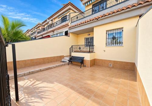 Maison à vendre à Aguas Nuevas, Torrevieja - SB1113 Maison à vendre à Aguas Nuevas, Torrevieja - SB1113