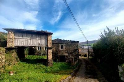 House for sale in Santa Eulalia de Oscos - RV_1286
