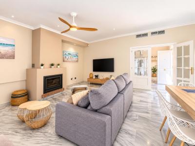 Hus  till salu i Bello Horizonte-Lindasol - 428-05632P