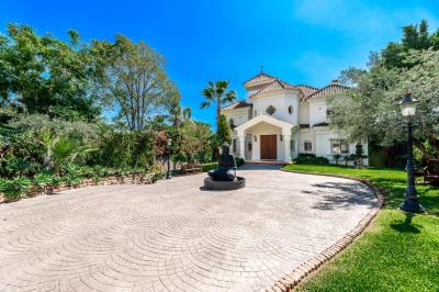 Villa for sale in Los Naranjos - 428-02628P