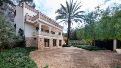 Villa en venta en Cala Llombards, Santanyí - 81210