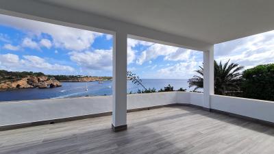 Villa to rent in Cala Llombards - R11655 Villa to rent in Cala Llombards - R11655