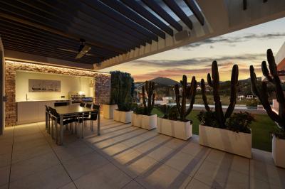 Villa for sale in Los Naranjos - 361-13960P