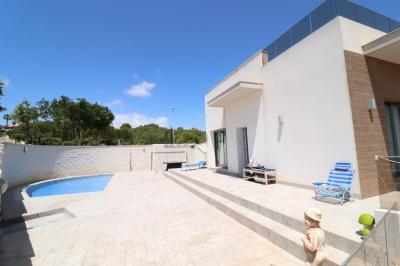 Villa till salu i San Miguel de Salinas - RE-55310 Villa till salu i San Miguel de Salinas - RE-55310