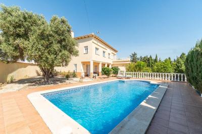 Villa myytävänä Cañada del Molino - RE-93653