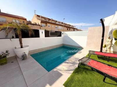 Villa à vendre à San Pedro del Pinatar - DPI-SM-1023 Villa à vendre à San Pedro del Pinatar - DPI-SM-1023