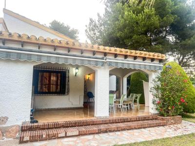 Villa en venta en Punta Prima, Orihuela - DOC-SM-1207 Villa en venta en Punta Prima, Orihuela - DOC-SM-1207