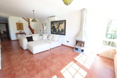 Вилла на продажу в Villamartín-Las Filipinas - RE-23168 Вилла на продажу в Villamartín-Las Filipinas - RE-23168