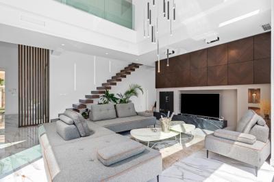 Вилла на продажу в Villamartín-Las Filipinas - RE-11577 Вилла на продажу в Villamartín-Las Filipinas - RE-11577