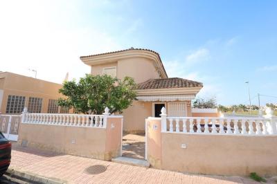 Villa myytävänä Los Balcones - Los Altos del Edén - RE-65962 Villa myytävänä Los Balcones - Los Altos del Edén - RE-65962