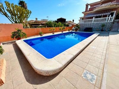 Villa till salu i Los Balcones - Los Altos del Edén - RE-22703 Villa till salu i Los Balcones - Los Altos del Edén - RE-22703