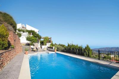 Villa for sale in Frigiliana - IN-831_INF