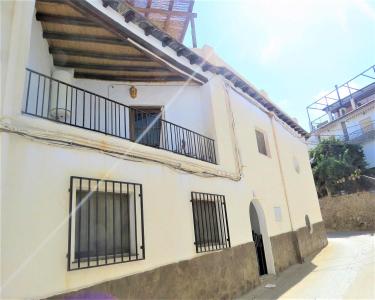 Talo myytävänä Yegen, Alpujarra de la Sierra - 3843 Talo myytävänä Yegen, Alpujarra de la Sierra - 3843