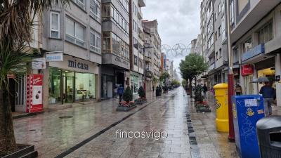 Locale in vendita a Vigo - L000403