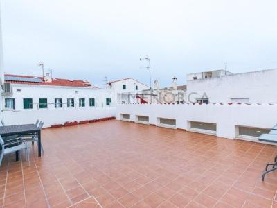 Premises for sale in Sant Lluís - T1648