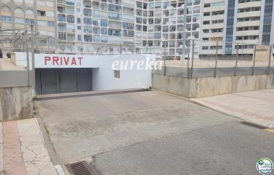 Garage à vendre à Empuriabrava - 2490 Garage à vendre à Empuriabrava - 2490