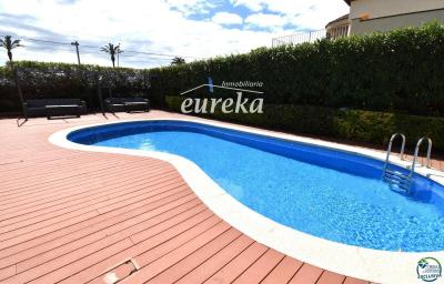 Pavillon à vendre à Empuriabrava - 2708 Pavillon à vendre à Empuriabrava - 2708