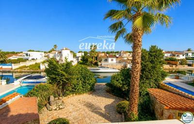 Pavillon à vendre à Empuriabrava - 2727 Pavillon à vendre à Empuriabrava - 2727
