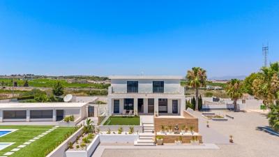 Country property for sale in Los Montesinos - 788556