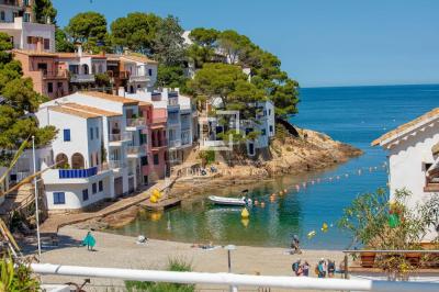 Apartment for sale in Begur - CBR69496