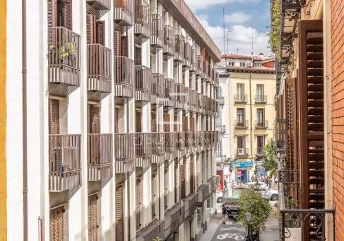 Apartment for sale in Madrid - MAD73922